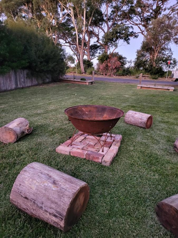 Husky 56 Beachfront Villa'S - Great Location On The Beach Huskisson Esterno foto
